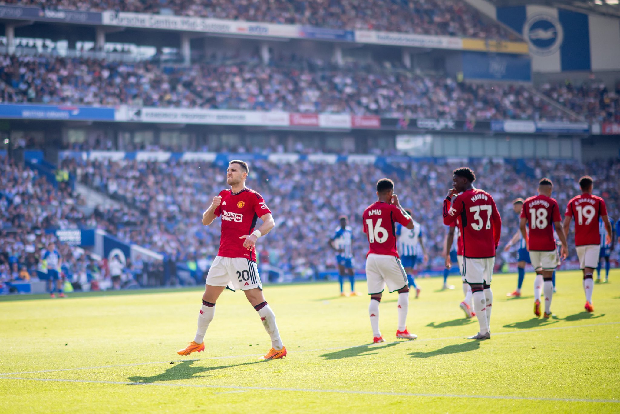 从英格兰低 从英格兰低